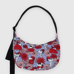 BAGGU: Floral Snoopy Medium Crescent Bag ❤️